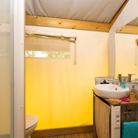 Camping La Grand'Métairie Saint-Hilaire-la-Forêt Esterno foto