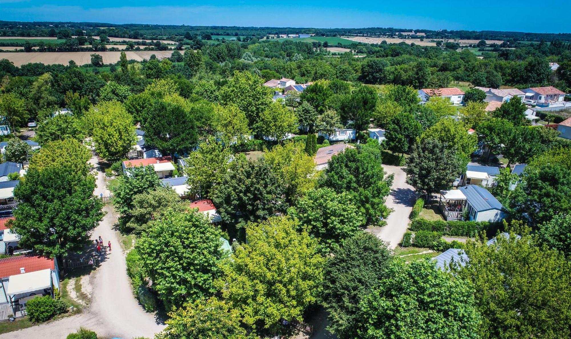 Campsite Paradis La Grand'metairie Saint-Hilaire-la-Foret